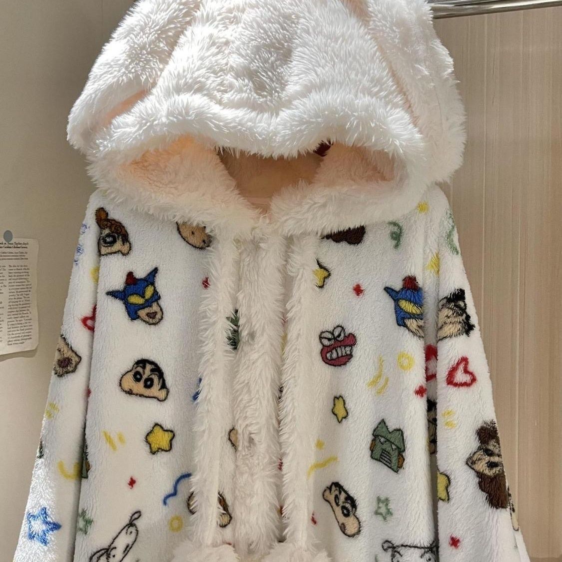 Crayon Shin-chan Cartoon-Koral – Bathrobe Bewertung und Preis